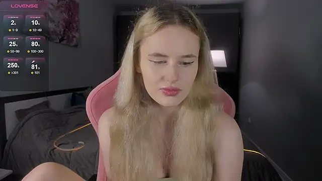 Molly Toads online show from January 20, 6:10 pm