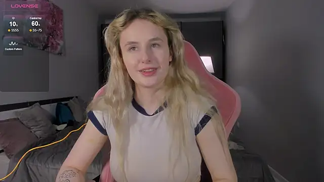 Molly Toads online show from January 21, 9:15 pm