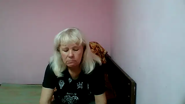 Snapshot of sakura_blonde chatting on February 14, 3:26 pm sakura blonde online show from February 14, 3:26 pm