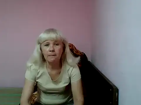 Snapshot of sakura_blonde chatting on February 27, 1:38 pm sakura blonde online show from February 27, 1:38 pm