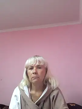 Snapshot of sakura_blonde chatting on September 24, 6:33 pm sakura blonde online show from September 24, 6:33 pm