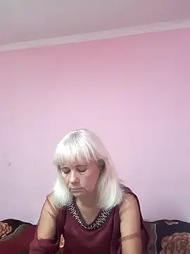 sakura blonde online show from September 28, 8:20 am