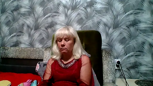 sakura blonde online show from November 4, 9:14 pm