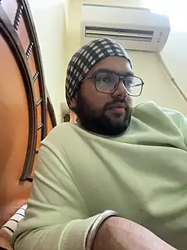 Arsh Loves Luv online show from December 29, 2:21 pm