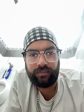 Arsh Loves Luv online show from April 22, 10:06 am