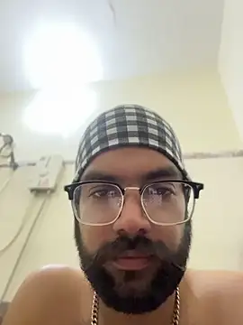 Arsh Loves Luv online show from April 23, 1:13 pm