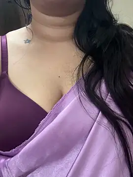 Snapshot of Akhi_Akshaya chatting on December 20, 4:53 am Akhi Akshaya online show from December 20, 4:53 am