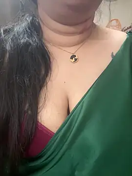 Snapshot of Akhi_Akshaya chatting on December 23, 6:58 pm Akhi Akshaya online show from December 23, 6:58 pm