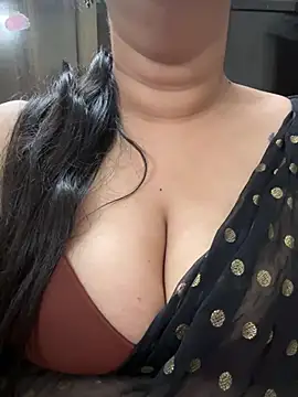 Snapshot of Akhi_Akshaya chatting on January 7, 4:05 pm Akhi Akshaya online show from January 7, 4:05 pm