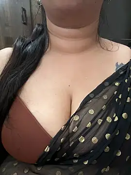 Snapshot of Akhi_Akshaya chatting on January 7, 7:06 pm Akhi Akshaya online show from January 7, 7:06 pm