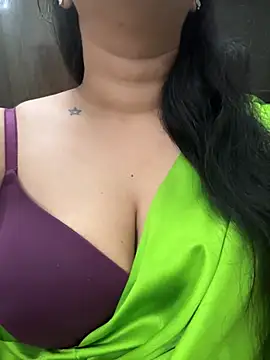 Snapshot of Akhi_Akshaya chatting on January 12, 2:41 pm Akhi Akshaya online show from January 12, 2:41 pm