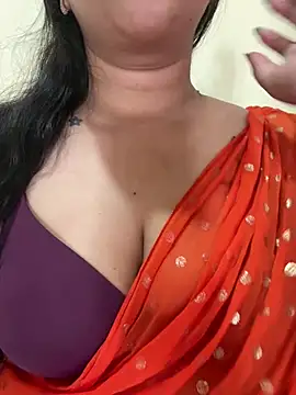 Snapshot of Akhi_Akshaya chatting on January 24, 7:19 am Akhi Akshaya online show from January 24, 7:19 am