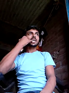 Snapshot of Suraj223kumar chatting on September 14, 12:54 am Suraj223kumar online show from September 14, 12:54 am