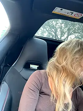 Emmy frenchie online show from October 9, 9:18 am