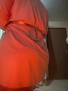 pAuLa - online show from February 21, 5:46 am