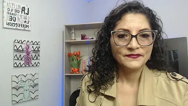 arianna ros3 online show from January 29, 3:15 pm