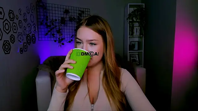 playful sophie online show from October 7, 7:33 pm