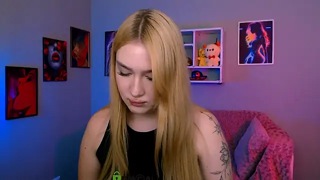 playful sophie online show from May 16, 7:12 pm