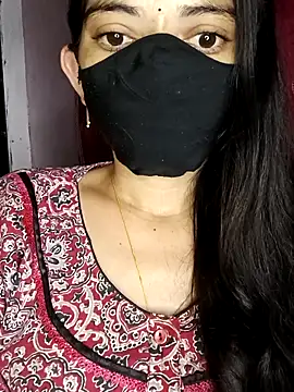 Snapshot of Telugu_Cute_Angel chatting on April 16, 11:51 pm Telugu Cute Angel online show from April 16, 11:51 pm