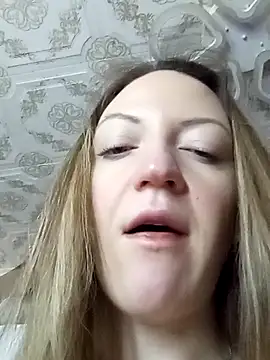 KattyLuuu online show from January 18, 9:13 am