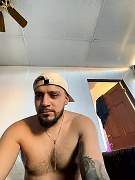 Snapshot of smith77111 chatting on October 8, 1:42 pm smith77111 online show from October 8, 1:42 pm
