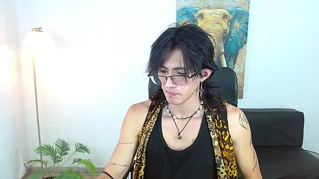 Snapshot of andreey50 chatting on February 16, 8:27 pm andreey50 online show from February 16, 8:27 pm