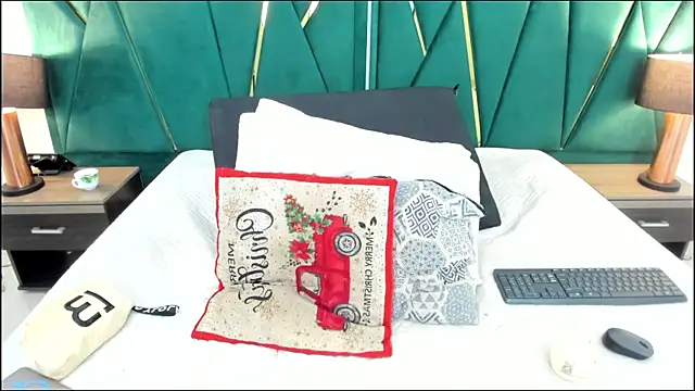 Snapshot of Tamara_Myller chatting on May 7, 12:21 pm Tamara Myller online show from May 7, 12:21 pm