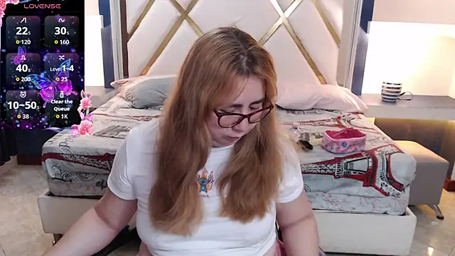 chloe prg online show from July 25, 3:59 am