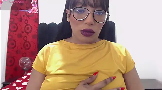 Snapshot of AmyBriiggs chatting on January 10, 5:26 am AmyBriiggs online show from January 10, 5:26 am