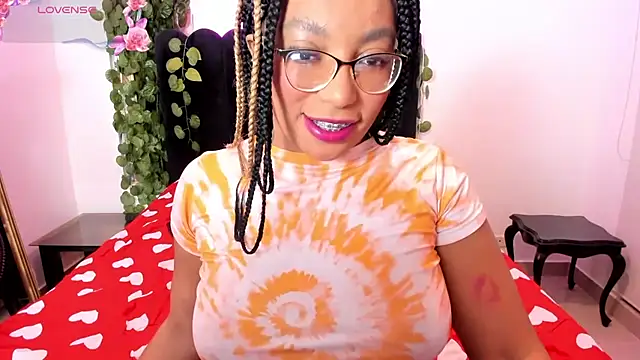 AmyBriiggs online show from March 20, 6:29 am