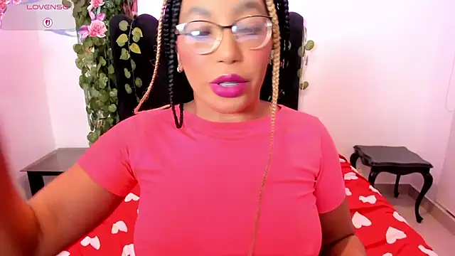 AmyBriiggs online show from March 22, 7:12 am