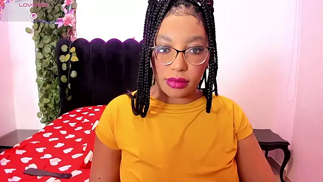 AmyBriiggs online show from April 2, 7:06 am