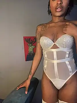 Zizi-campbel online show from March 1, 10:39 am