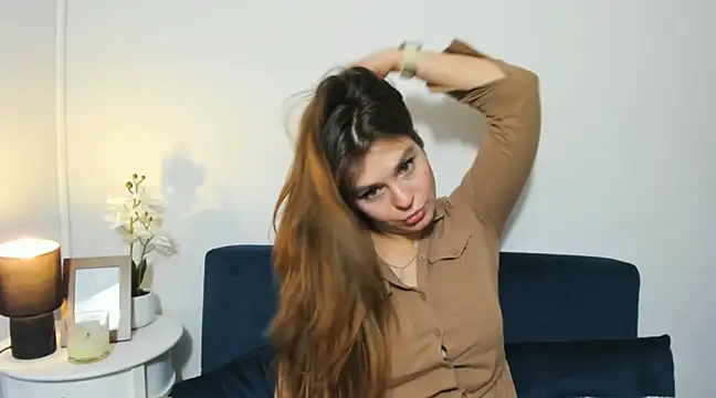 CamilaAmazing online show from March 18, 1:21 am