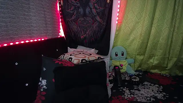 Snapshot of Eta_carinae chatting on February 19, 2:51 am Eta carinae online show from February 19, 2:51 am