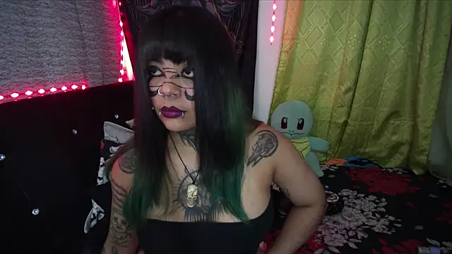 Snapshot of Eta_carinae chatting on February 25, 2:32 am Eta carinae online show from February 25, 2:32 am