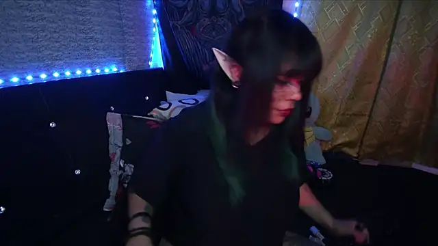 Snapshot of Eta_carinae chatting on March 21, 2:38 am Eta carinae online show from March 21, 2:38 am