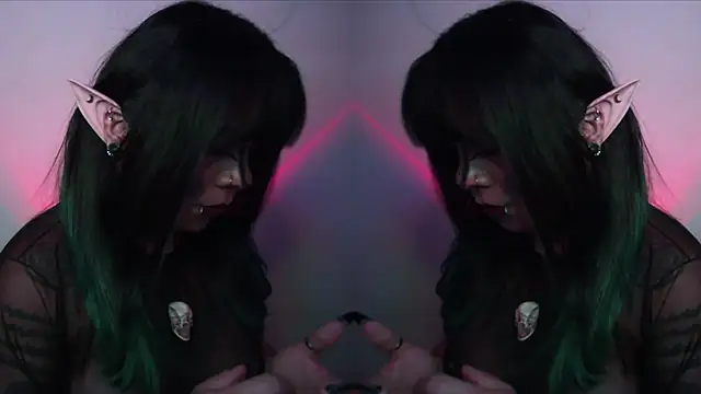 Snapshot of Eta_carinae chatting on March 22, 3:43 am Eta carinae online show from March 22, 3:43 am