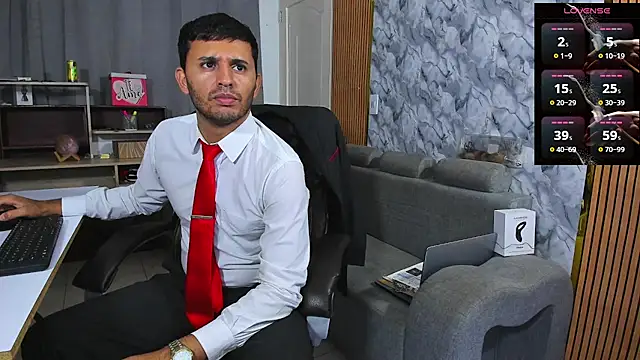 Hideintheoffice online show from February 6, 6:07 am