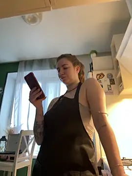 MayaMystic online show from October 18, 7:09 am