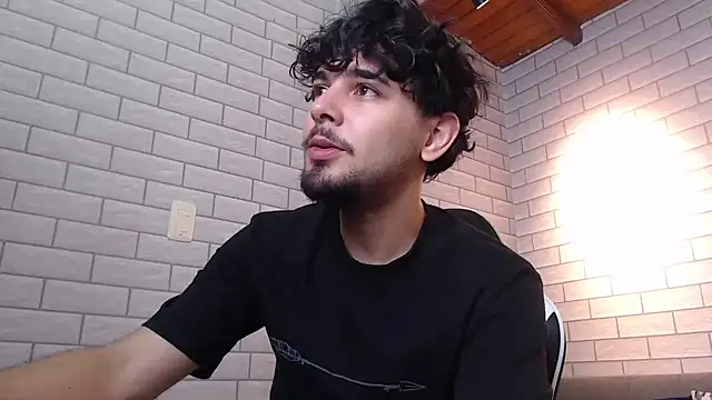 Snapshot of Samir_bear chatting on October 3, 12:46 pm Samir bear online show from October 3, 12:46 pm