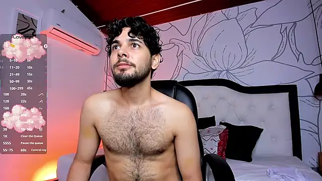 Snapshot of Samir_bear chatting on October 23, 12:48 pm Samir bear online show from October 23, 12:48 pm