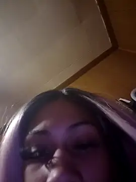 carmelbbyx22 online show from December 20, 7:43 pm