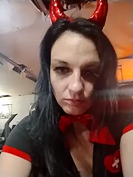 Snapshot of KarmaXblayze chatting on September 26, 4:05 am KarmaXblayze online show from September 26, 4:05 am