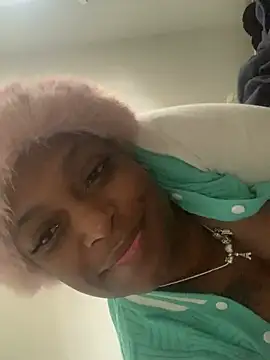 honeywetpussi online show from December 26, 4:14 pm