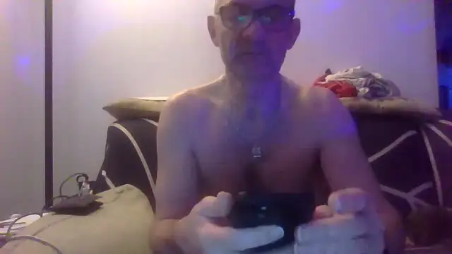 Snapshot of loverman2941 chatting on December 16, 6:05 pm loverman2941 online show from December 16, 6:05 pm