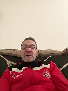 Snapshot of loverman2941 chatting on December 28, 11:30 am loverman2941 online show from December 28, 11:30 am