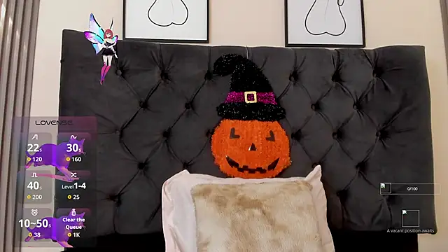 Snapshot of BrithanySummer chatting on October 25, 8:03 pm BrithanySummer online show from October 25, 8:03 pm