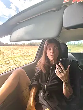 Snapshot of sansan2411 chatting on October 6, 12:02 pm sansan2411 online show from October 6, 12:02 pm