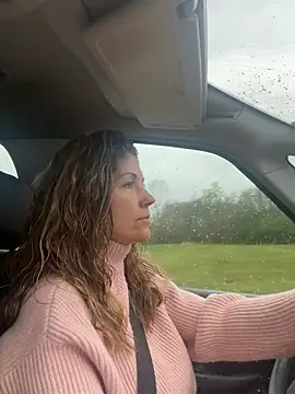 sansan2411 online show from March 22, 8:40 am